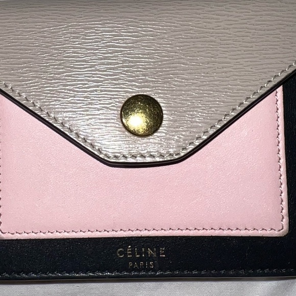 CELINE EUC WALLET💕Always Authentic!!(SNAP HAS BEEN REPLACED PROFESSIONALLY) - Picture 4 of 16